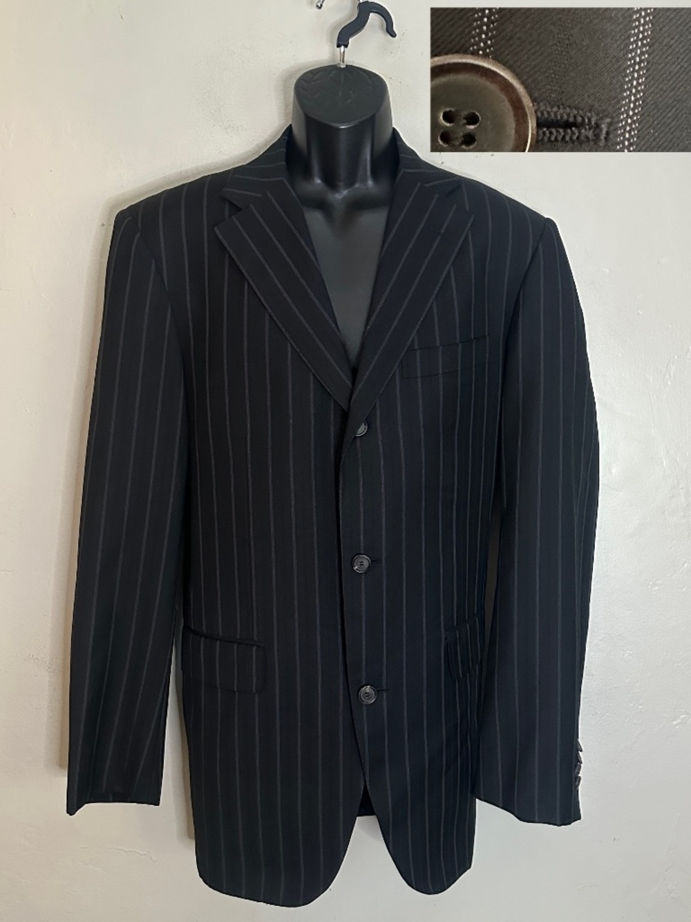 Baldessarini Striped Blazer 40L Gently worn Made in Italy 100% wool 3 button